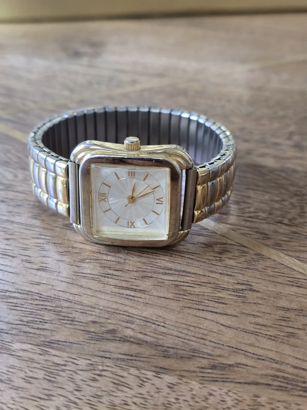 jaz paris elegant gold